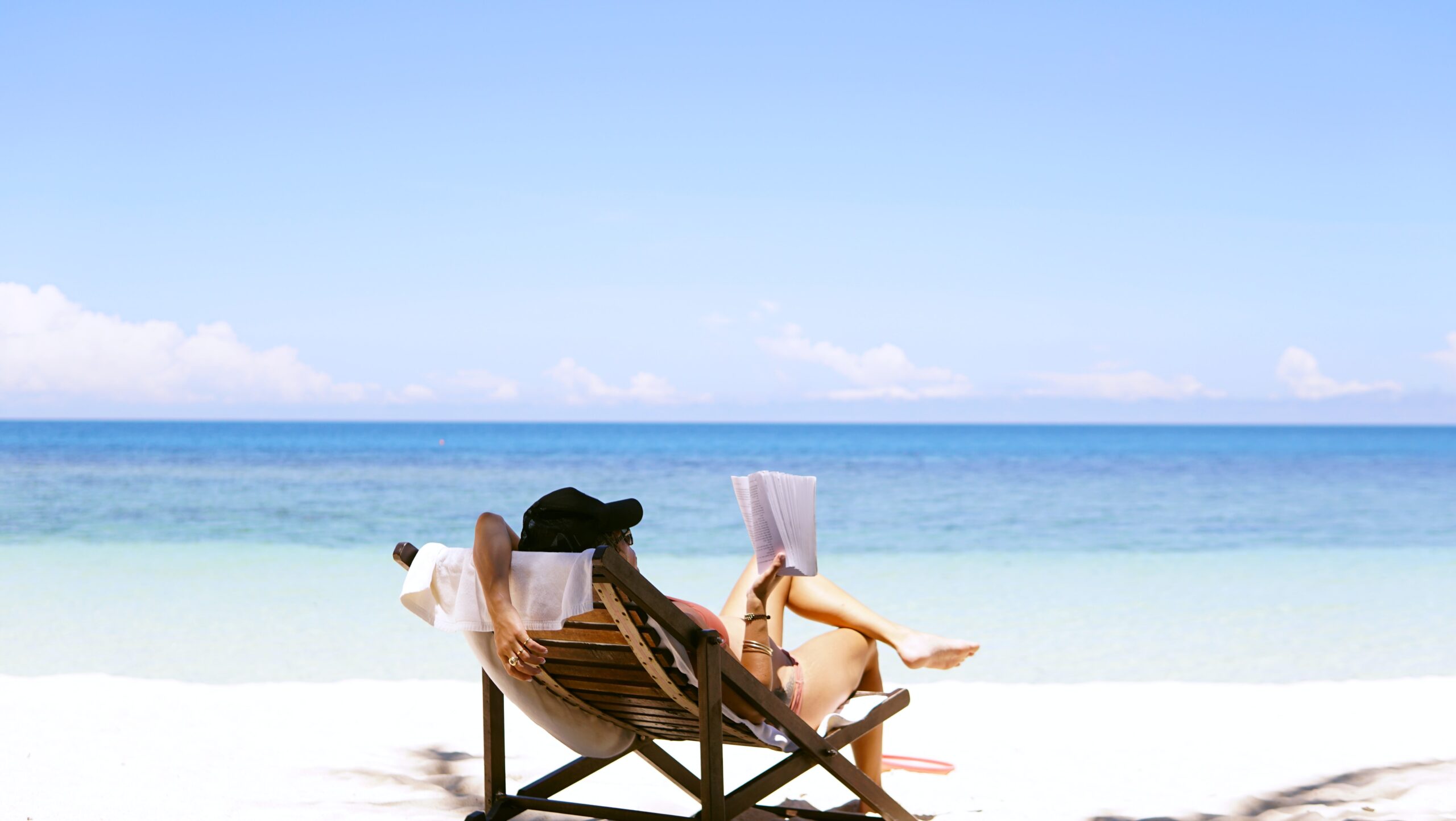 Unlimited Vacation In IT: Pros And Cons For Business And Employees